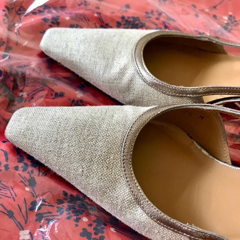 Stuart Weitzman Kitten Heels - image 6